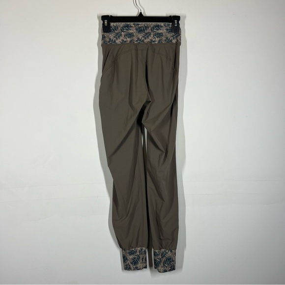 Youer Follow Through Pant Size XS - Picture 5 of 11
